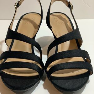 Naturalizer Taimi Dress Sandal Size 12